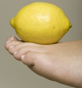 cracked heels lemon